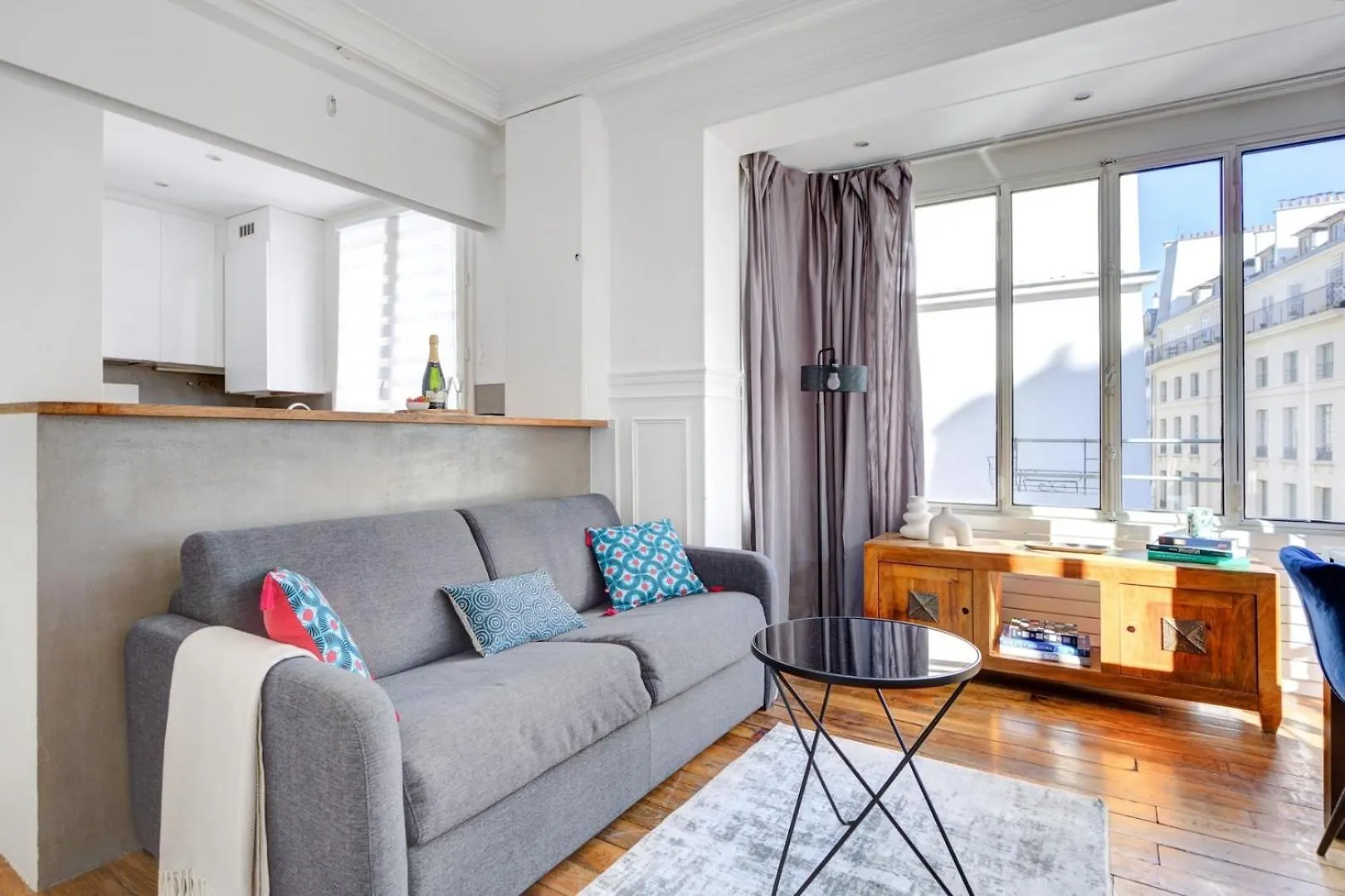 Bnbnook - Stylish 2Br - Pompidou & Hotel De Ville Παρίσι 0*,  Γαλλία