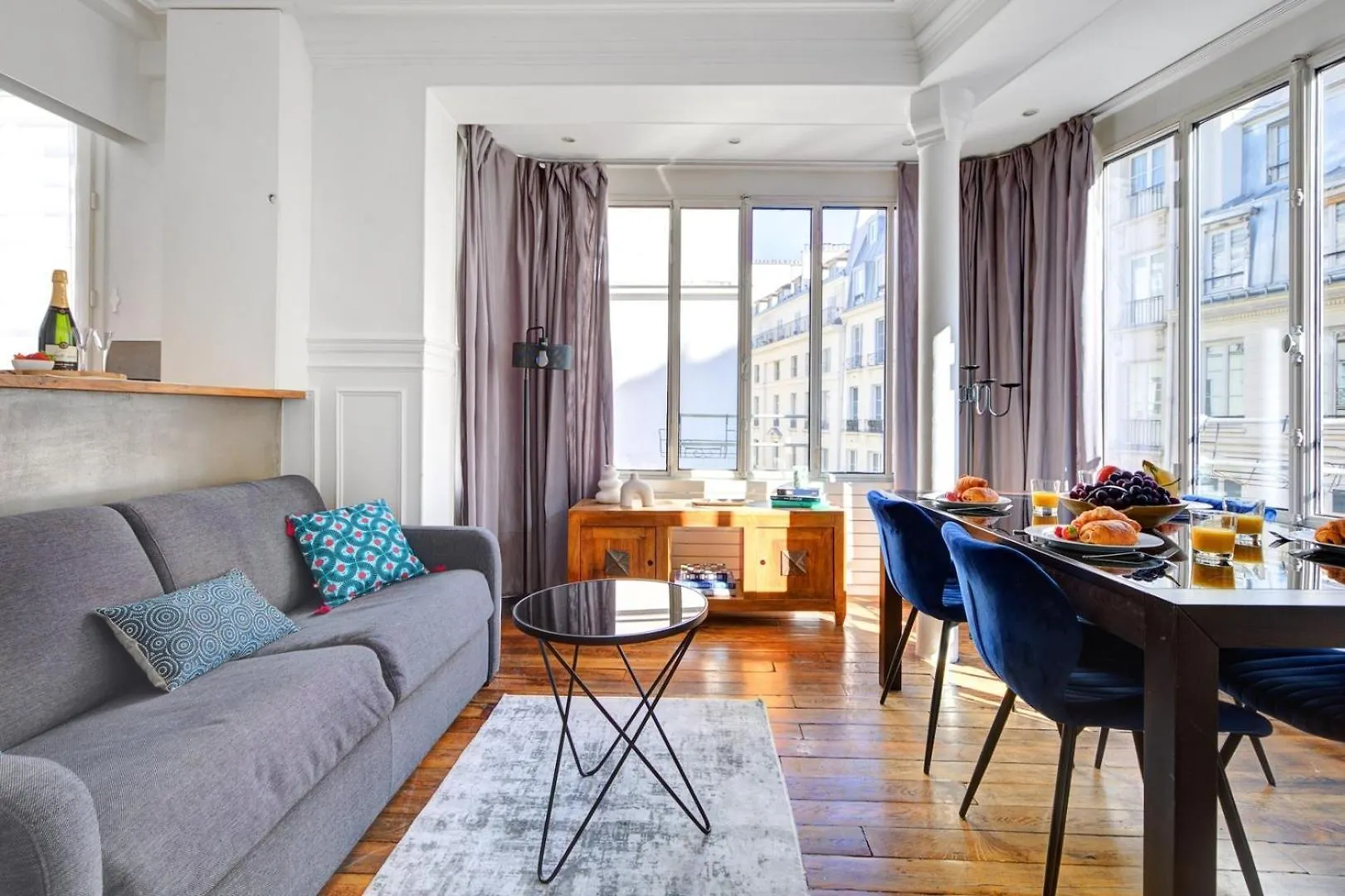Bnbnook - Stylish 2Br - Pompidou & Hotel De Ville Paris Apartment